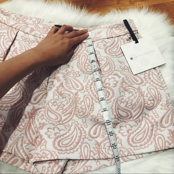 NWT Victoria Beckham Target Paisley Shorts - Picture 5 of 6